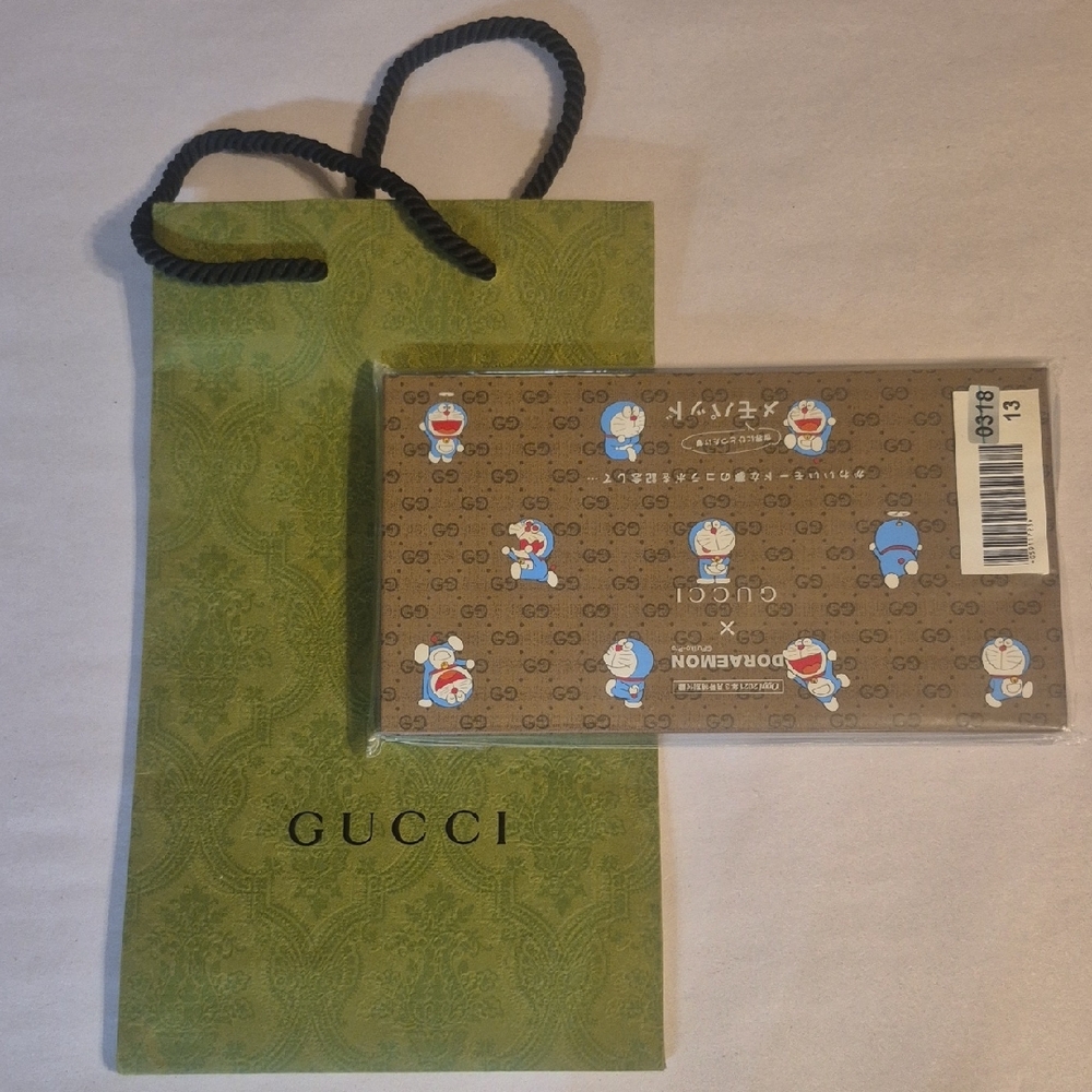 NWT Gucci Note Pad Book.